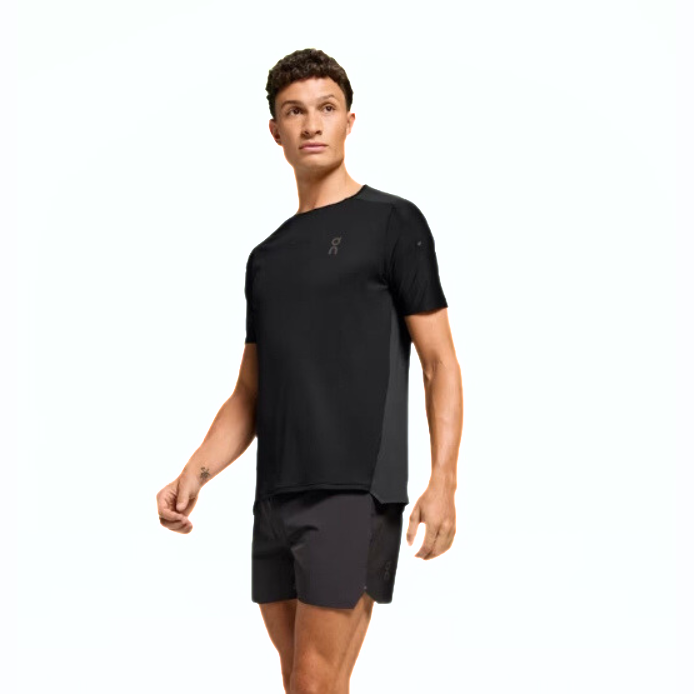 PERFORMANCE-T MEN'S - ON RUNNING