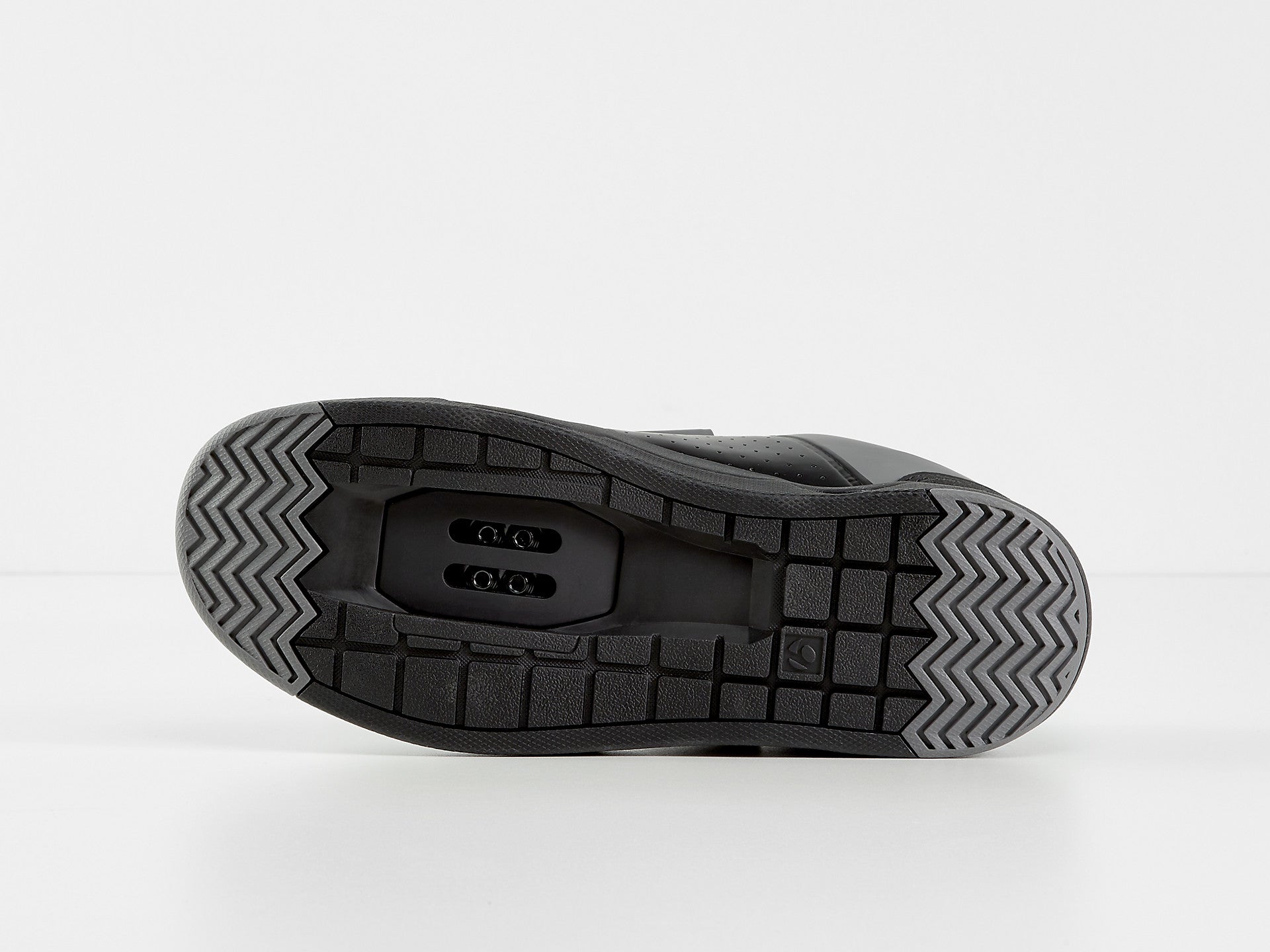 Bontrager rally shoe clearance